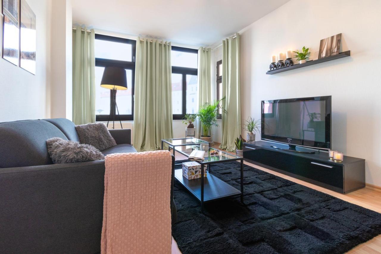 Ruhige Wohnung In Zentraler Lage - Quiet Flat In A Central Location Magdeburg Exterior photo