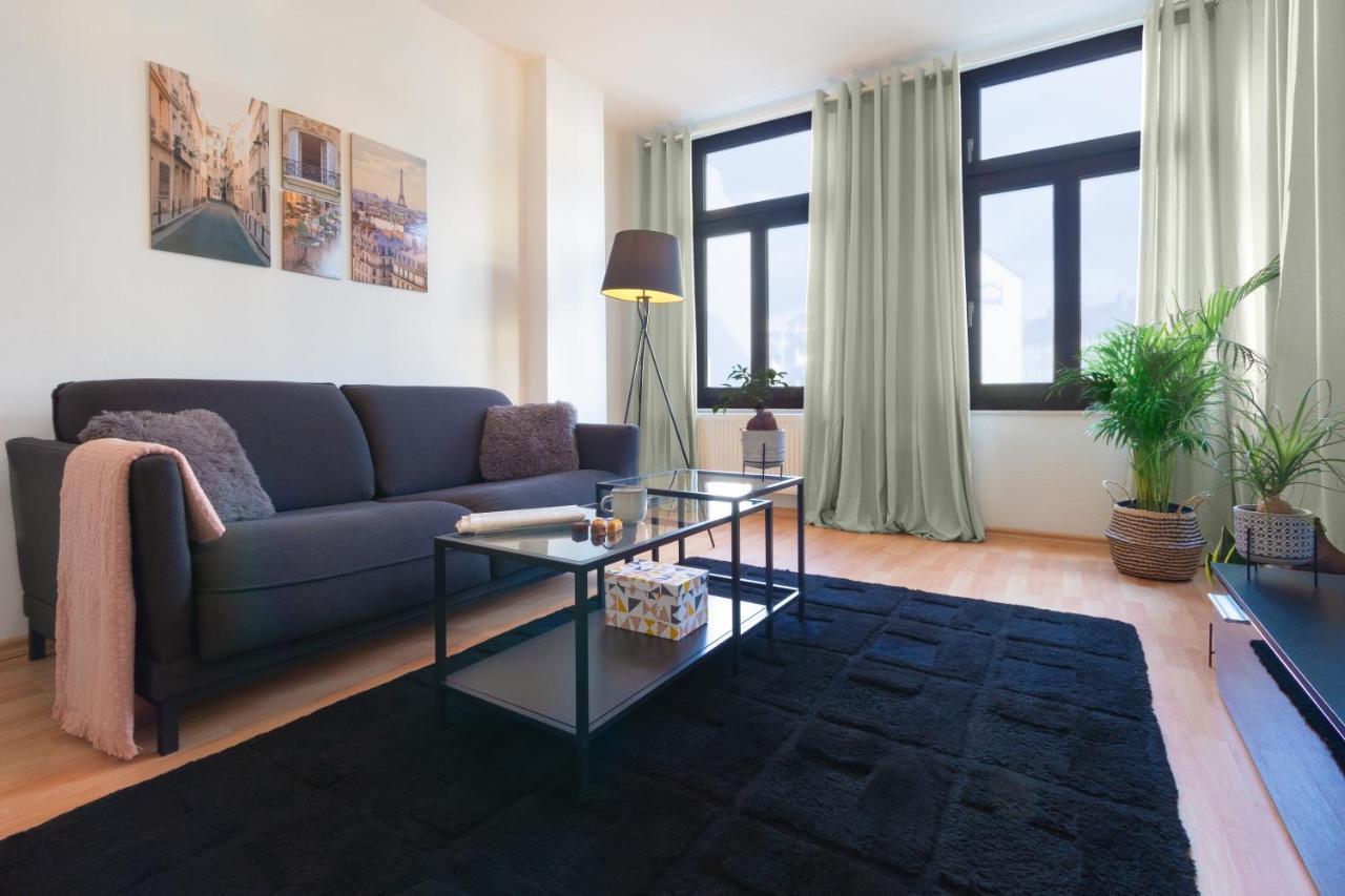 Ruhige Wohnung In Zentraler Lage - Quiet Flat In A Central Location Magdeburg Exterior photo